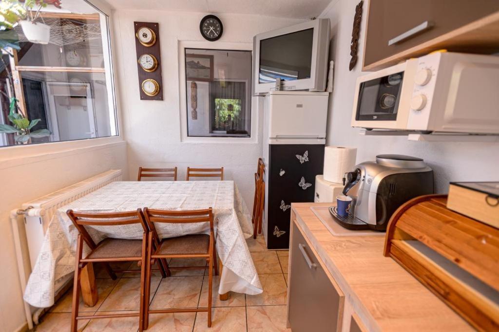 Casa Maria Apartment Constanta Ngoại thất bức ảnh